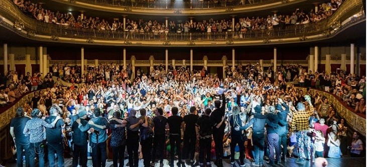 Los Auténticos Decadentes dan comienzo a su Gira Unplugged con boletos agotados en Argentina